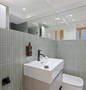 Mayor Suite 7 by FeelFree Rentals