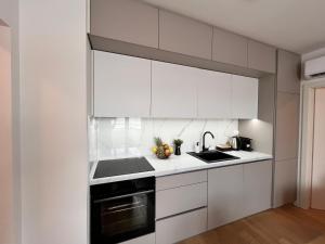 Lux & Modern 1BDR APT, Free Parking