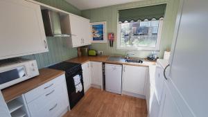 Forest Retreat Sleeps 4 2 Bed Parking