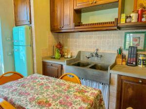 Villa With Jacuzzi In The Cetona Hills