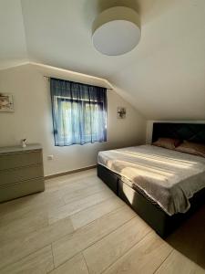 Golden Wave Apartment