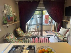 Winelands Beach Cottage