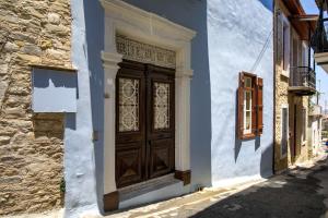 Theodorou Stone House