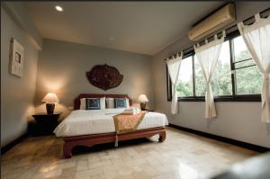 LannaOriental MaeRim