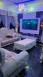 Restify luxury apartment and services