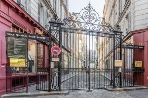 Luxury Apartment-Faubourg Saint Honore close to Arc de Triomphe & Parc Monceau