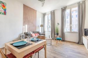 Appartements Beau studio centre ville : photos des chambres