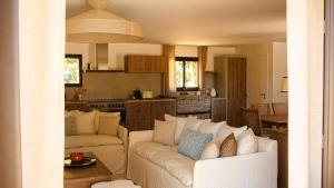 Domaine de Gialla Bergerie Prugna, 6 pers, piscine chauffée, 10 mn plage