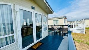 Pure Living -West Sands, Quiet Grassy retreat Seal Bay