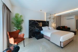 Philia Center Suites