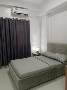 WV Tower 2 unit 517 Garden Residence