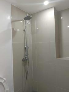 WV Tower 2 unit 517 Garden Residence