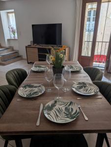 Évasion vigneronne, jolie maison de village en pierre