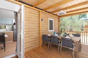 Private camp SrimaBAY