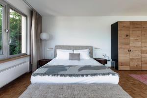 Chiar di Luna by Quokka 360 - loft with view of Lake Maggiore