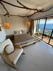 Comfort Viewpoint Sesimbra - parking at center