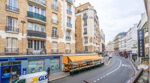 Stylish Apartment in Belleville -Artists Live