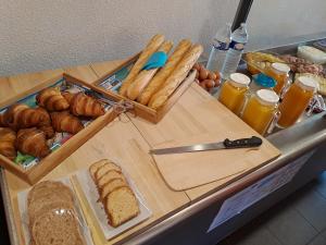 Hotels Hotel Le Saint Aubin : photos des chambres
