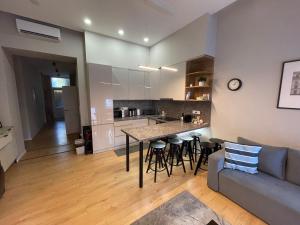 CITY CENTER 4! Modern and cozy 3br in city center!