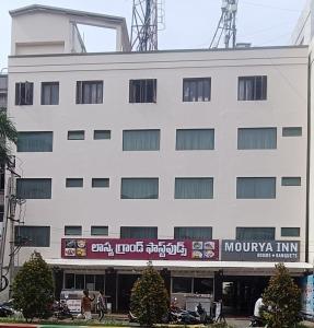 Hotel Mourya Inn