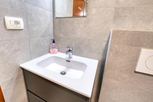 Easy and Simple Barbariga apartments