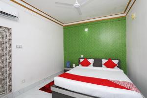 Hotel O Aradhya Residency