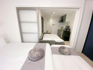 GLITTER101 Max 5ppl 5 minutes to USJ by train