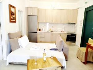 Ameli Apartment , Spacious With Mountain View, Lefkada