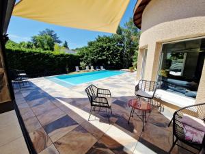 Villas Villa familiale de Collonges : photos des chambres