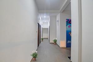 Hotel O Mauris Inn & Restaurant