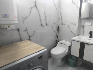 4p apartamento con excelente ubicacion frente al cc la Vela