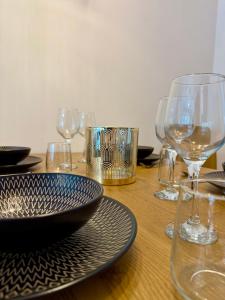 Ravine Apartments - Parking