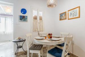 Mykonos Downtown House KFV