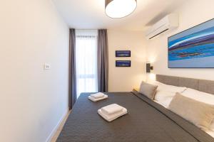 Luxury Sun Garden by Belmont Realty