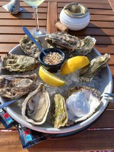 Appartements spa suite Caleche, au chateau au milieu d un bois en baie de somme : photos des chambres