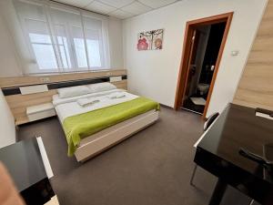 Double or Twin Room room in Garni Hotel Consul