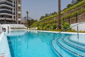 Eagle Tower - by Leo Apartaments