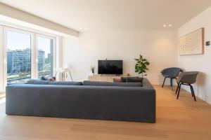 Luxury apartment with Marina view and free parking