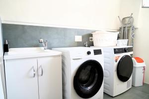 Palazzo Sozzi Luxury - ANTICO SPLENDORE nel CUORE di OSTUNI