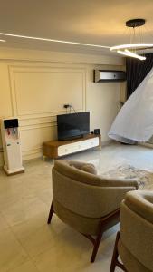 Nile view flat شقة فندقية ترى النيل