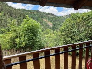 Maisons de vacances Gite LES SOURCES, 9 pers, 11 couchages - Arlempdes, classe un des plus beaux villages de France : photos des chambres