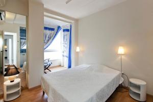 REF 1233 - Cannes Croisette - Apartment for rent