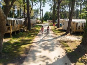 Campings Mobil home 6 personnes Mer et Pins : photos des chambres