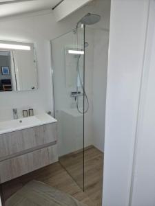 Myfa Beachcottage Zeewind II 270