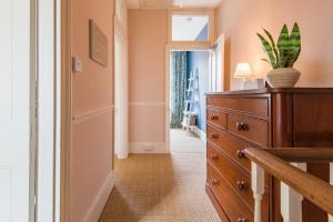 Fig Tree House by Keepers Cottages