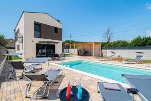 Villa Luan near Pula by Istrabook