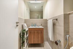 Masdar Tranquil Studio near F1 Circuit & Airport