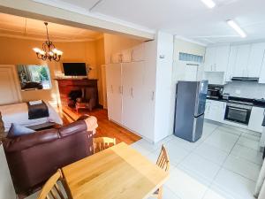 Kariega Apartments - 4 Graaff-Reinet Rd
