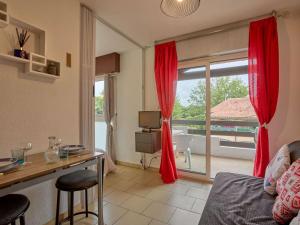 Appartement lumineux 2 pers avec animaux admis, parking et WiFi - FR-1-841-26