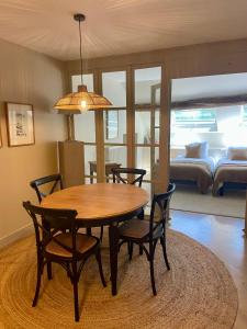 B&B / Chambres d'hotes Chambre d-hotes - Suite familiale acces privatif : photos des chambres
